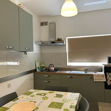 Appartement Centrally Located, Maisonette 2